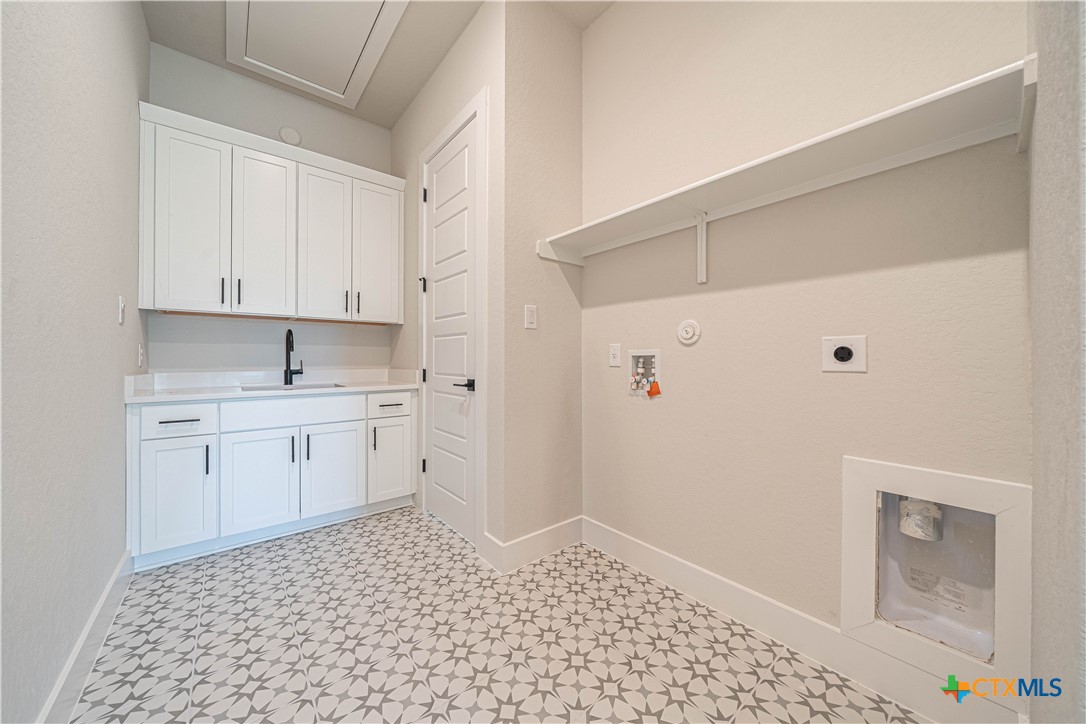 254 Firewheel Loop Floresville, TX 78114 - Photo 28 of 31