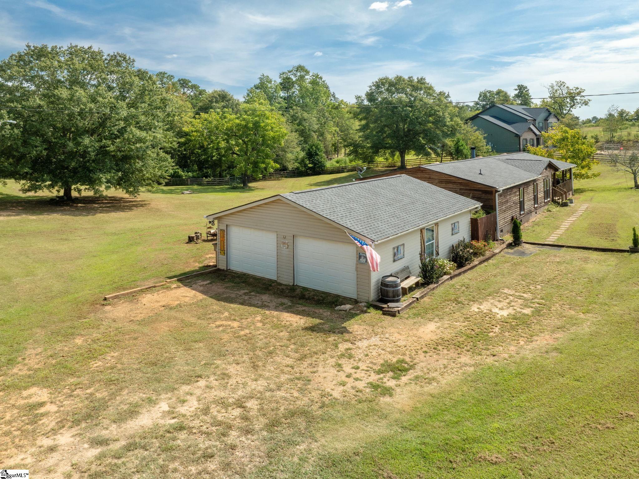 545 Ritchie Road Fountain Inn, SC 29644 - Photo 5 of 48