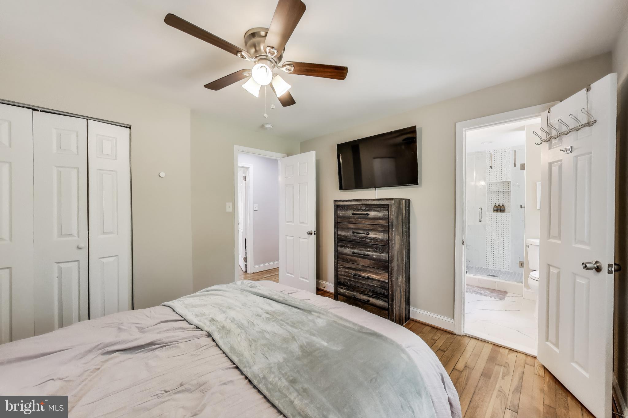 213 Swan Creek Road Fort Washington, MD 20744 - Photo 12 of 44 Primary Bedroom Suite