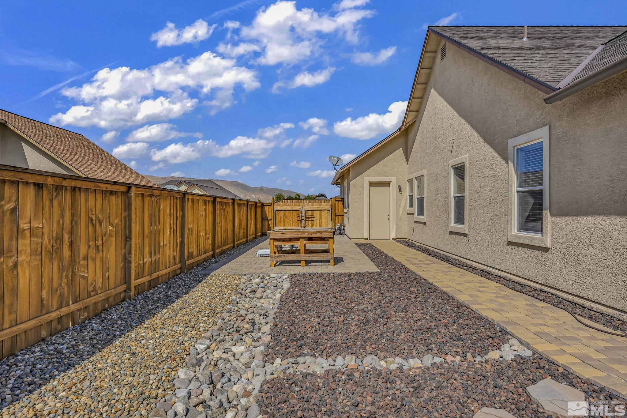 280 Shady Valley Road Sparks, NV 89441 - Photo 5 of 33 Photo 5