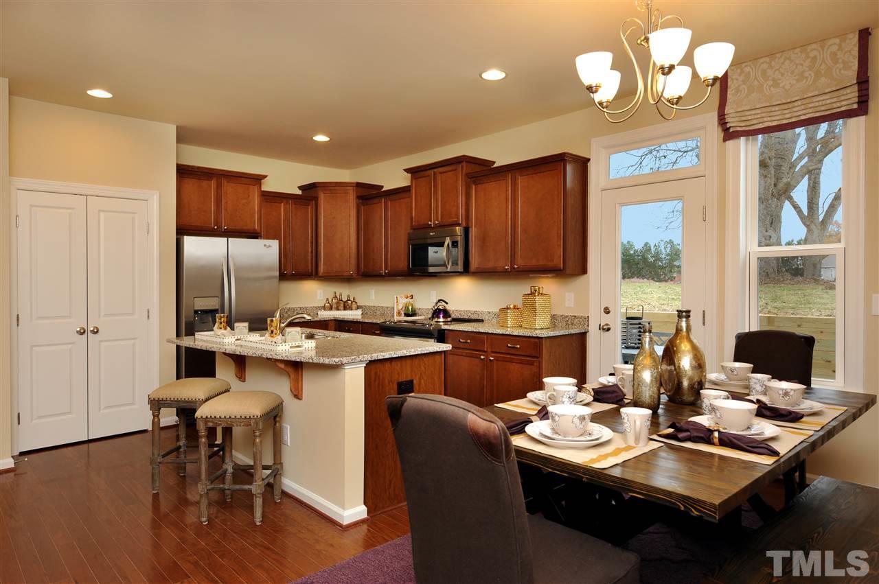 2429 Pecan Ridge Way Apex, NC 27502 - Photo 2 of 17 Gallery Image 2