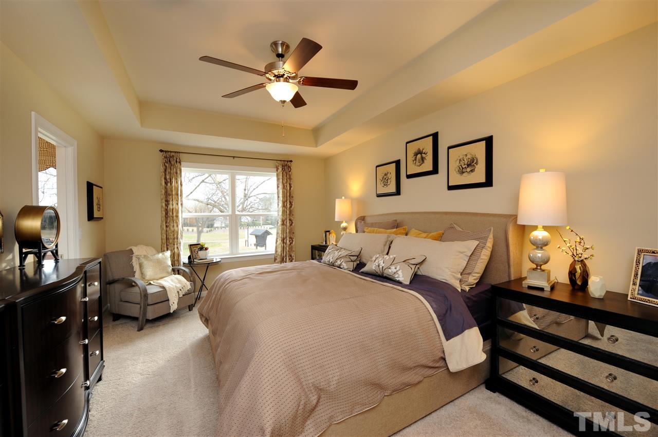 2429 Pecan Ridge Way Apex, NC 27502 - Photo 11 of 17 Gallery Image 11
