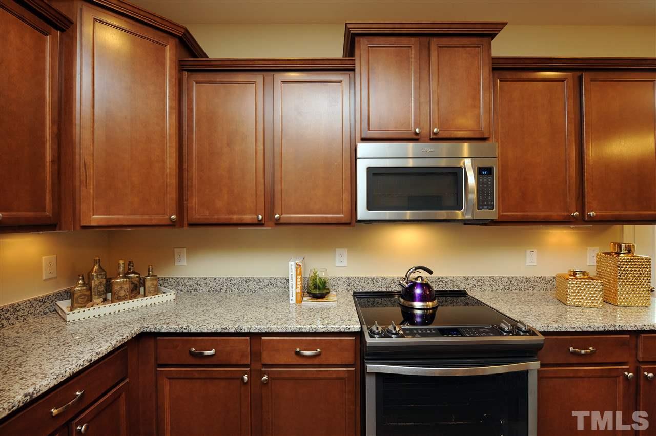 2429 Pecan Ridge Way Apex, NC 27502 - Photo 3 of 17 Gallery Image 3