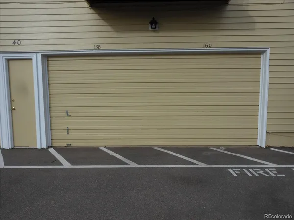 $1,895 | 3351 South Field Street, Unit 158, Lakewood, CO 80227