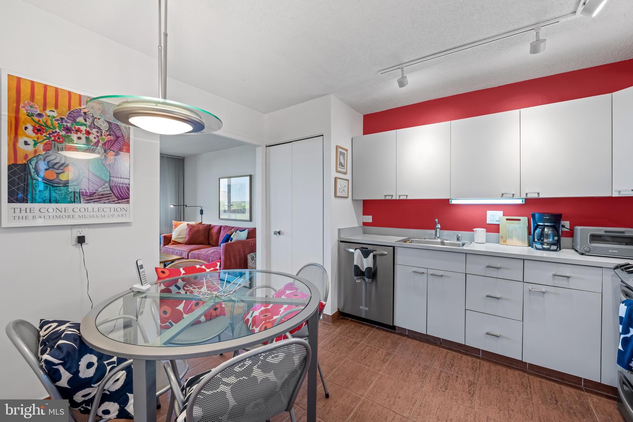4100 North Charles Street, Unit 715 Baltimore, MD 21218 - Photo 11 of 35