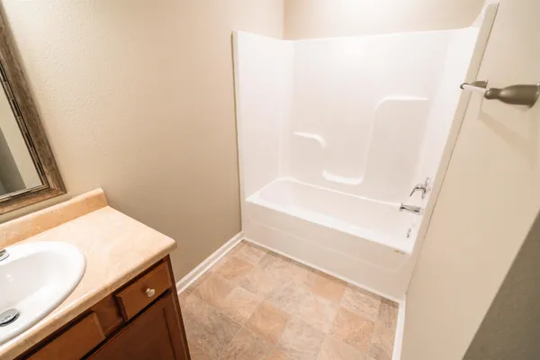 $1,675 | 2250 Del Carmel Way, Tallahassee, FL 32303