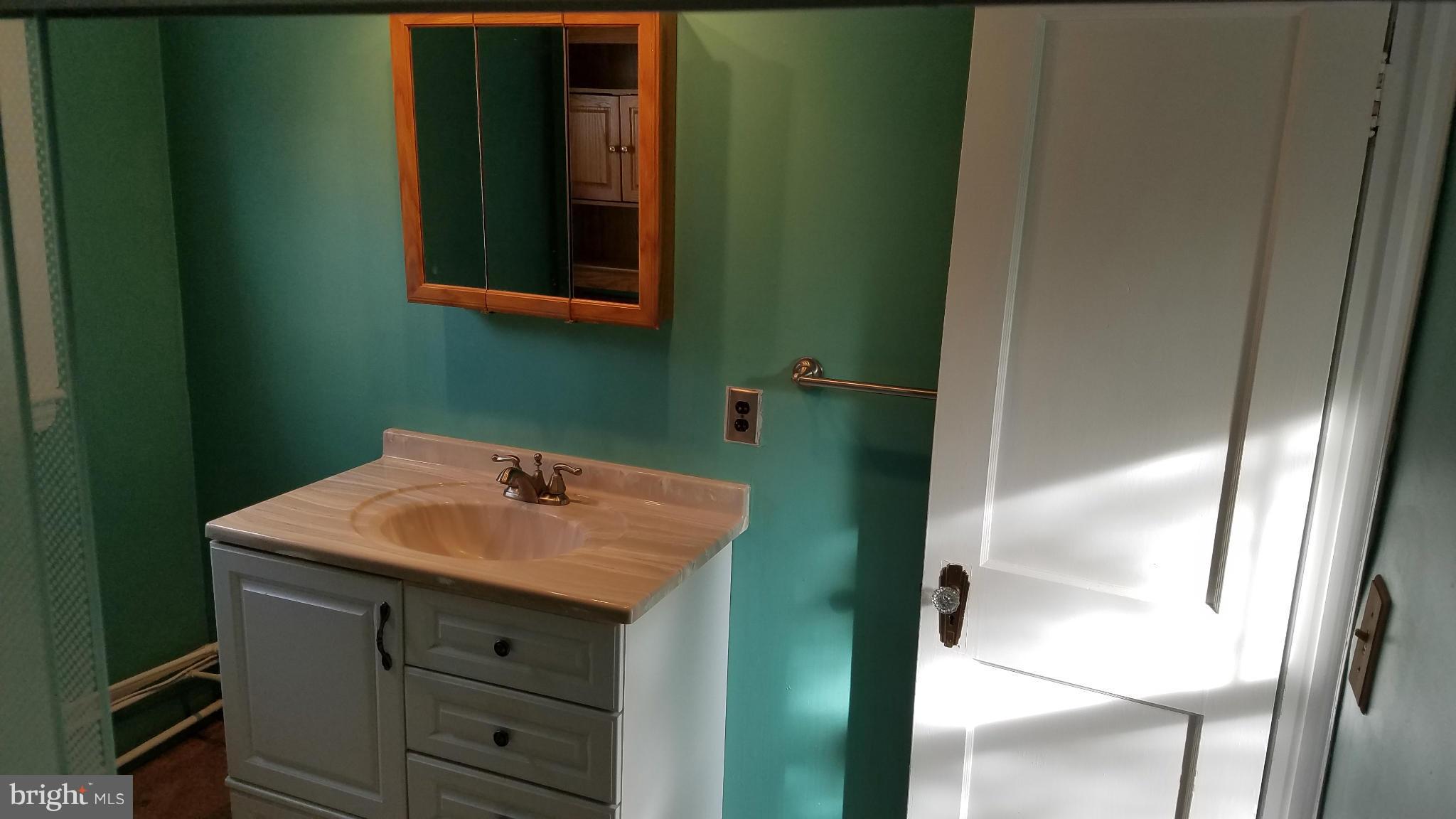 2653 Norbeck Road Silver Spring, MD 20906 - Photo 19 of 27 Bath