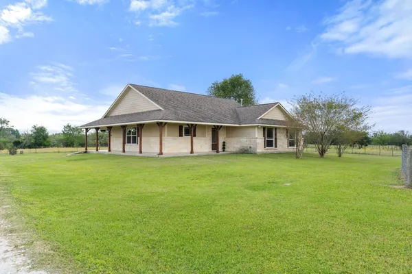 $810,000 | 3817 Hardy Road, Madisonville, TX 77864