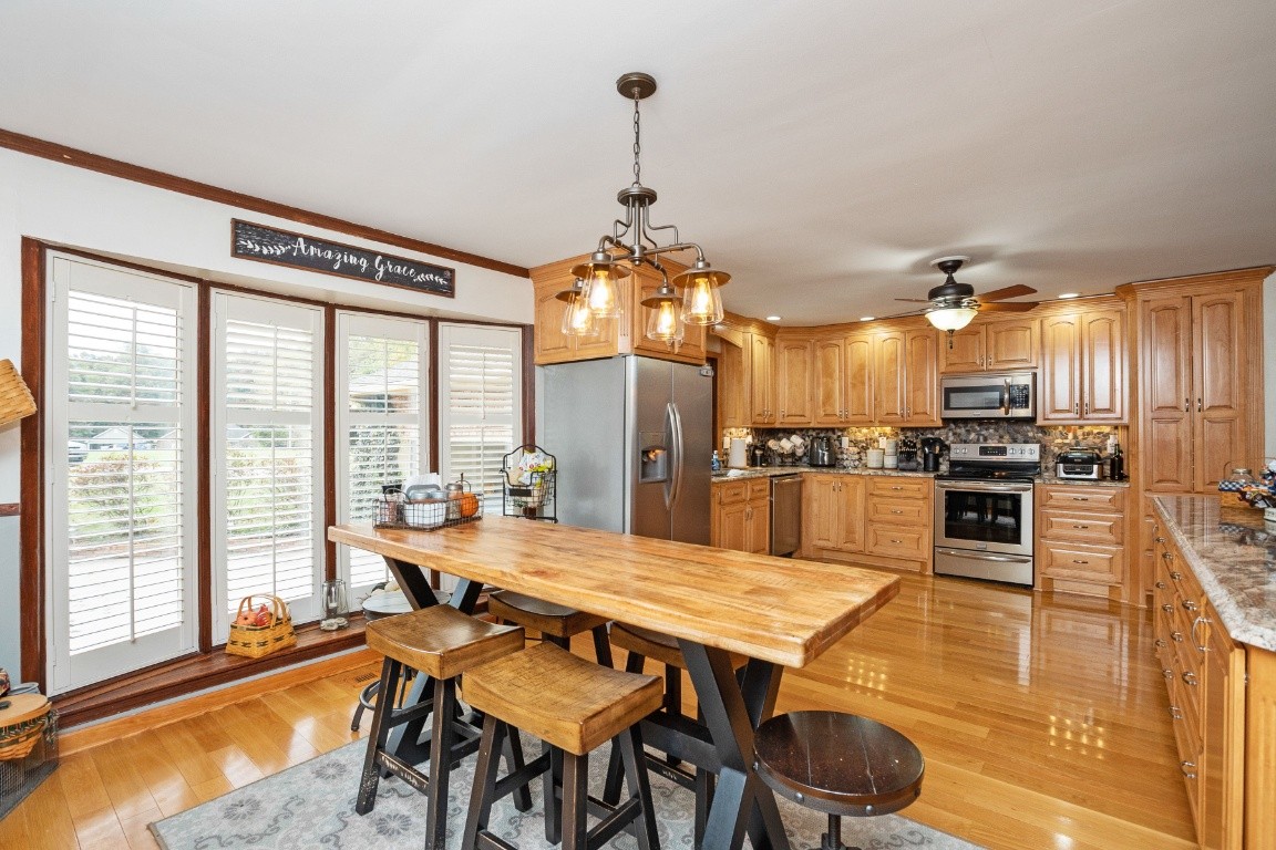 1159 Dimple Road Chapmansboro, TN 37035 - Photo 12 of 50 Gallery Image 12