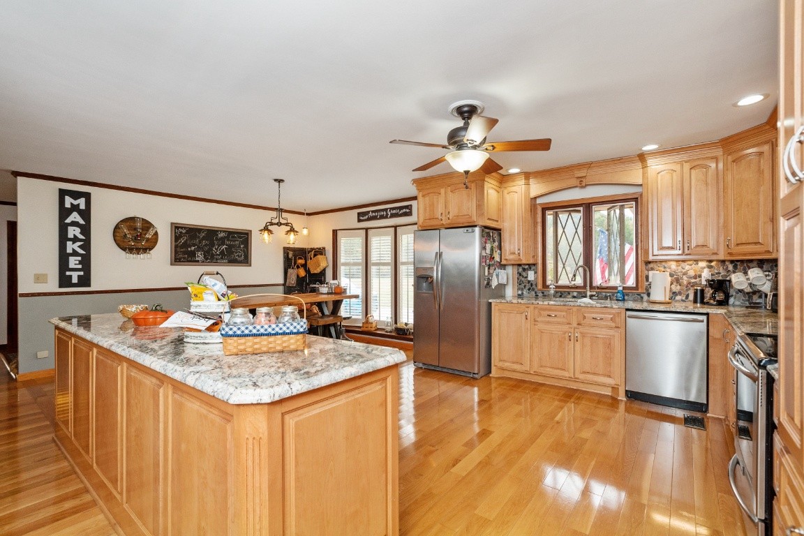 1159 Dimple Road Chapmansboro, TN 37035 - Photo 14 of 50 Gallery Image 14