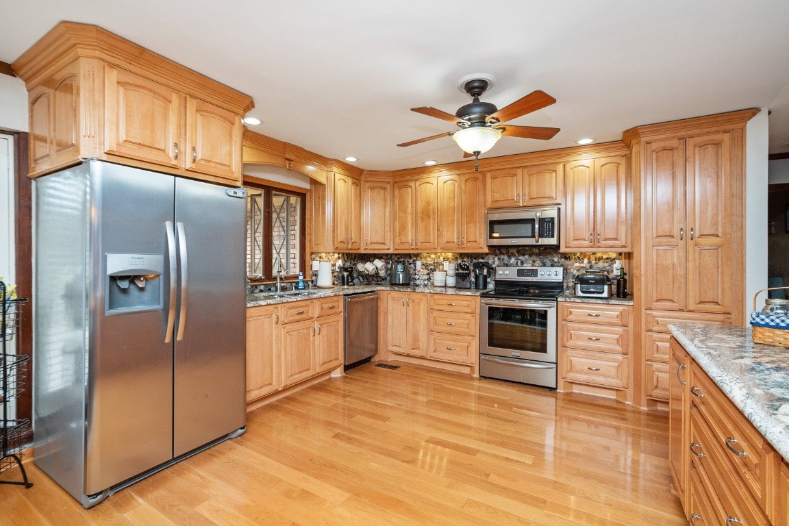 1159 Dimple Road Chapmansboro, TN 37035 - Photo 17 of 50 Gallery Image 17
