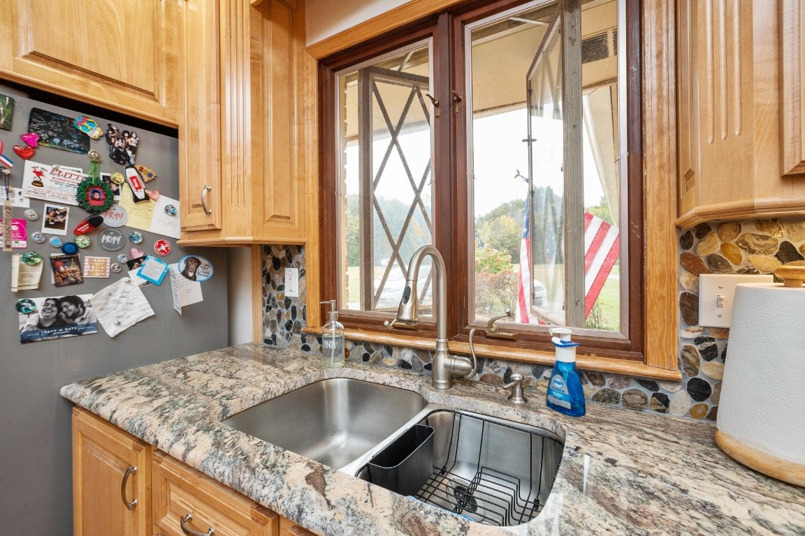 1159 Dimple Road Chapmansboro, TN 37035 - Photo 19 of 50 Gallery Image 19