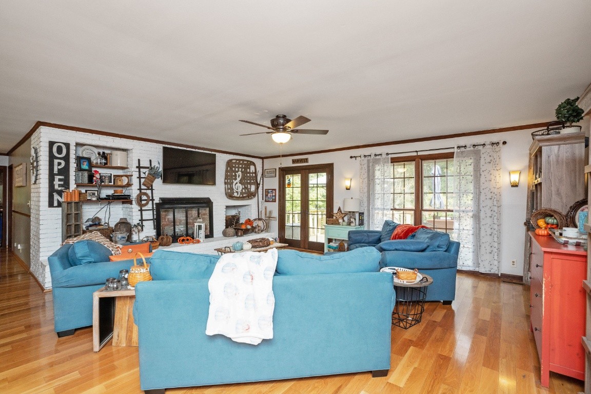 1159 Dimple Road Chapmansboro, TN 37035 - Photo 7 of 50 Gallery Image 7