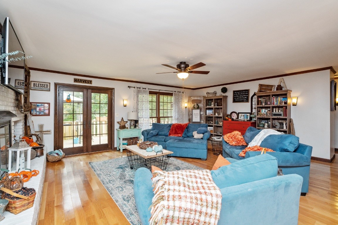 1159 Dimple Road Chapmansboro, TN 37035 - Photo 8 of 50 Gallery Image 8