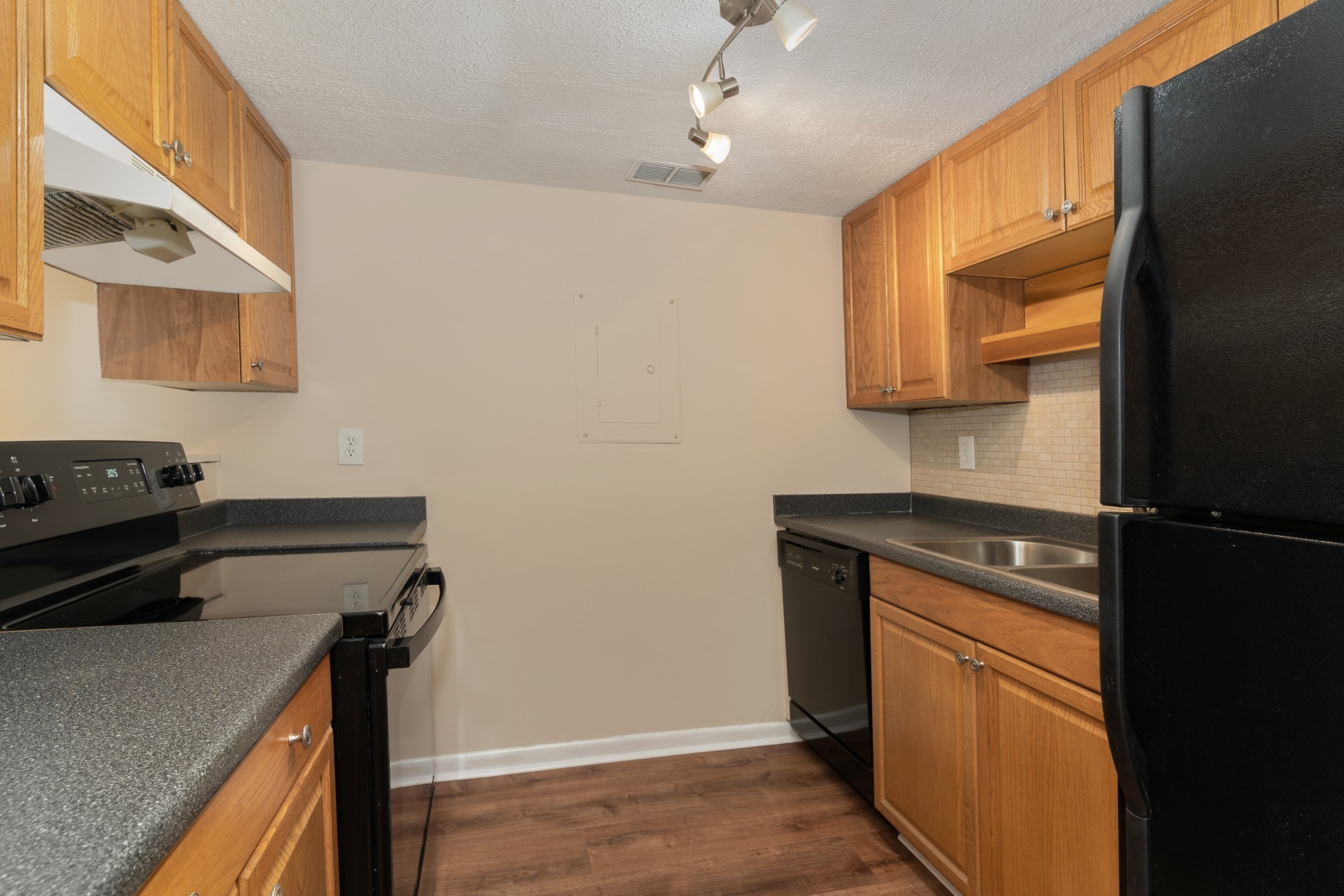 404 Granville Road Franklin, TN 37064 - Photo 9 of 26