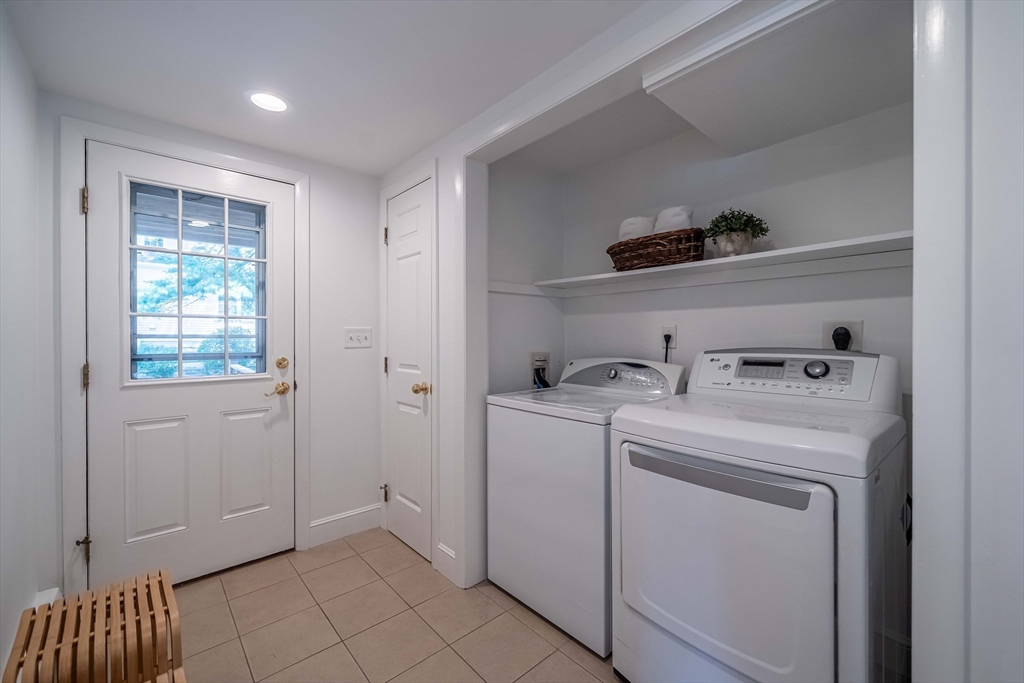 69 Harding Road Lexington, MA 02420 - Photo 25 of 42 Gallery Image 25
