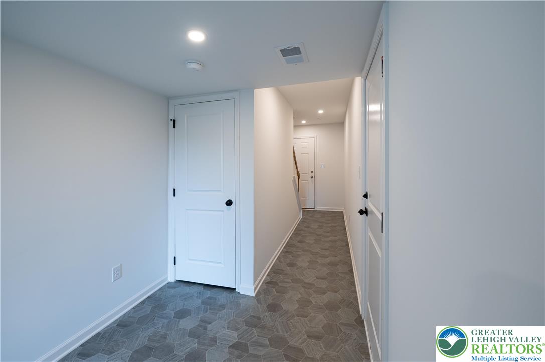 560 Long Street, Unit 2 Emmaus, PA 18049 - Photo 2 of 18