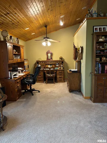 $439,900 | 13916 Leisure Lane, Benton, IL 62812