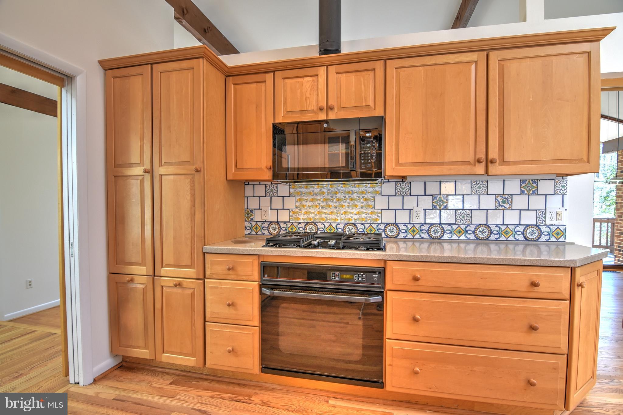 12013 Canter Lane Reston, VA 20191 - Photo 11 of 44 Kitchen