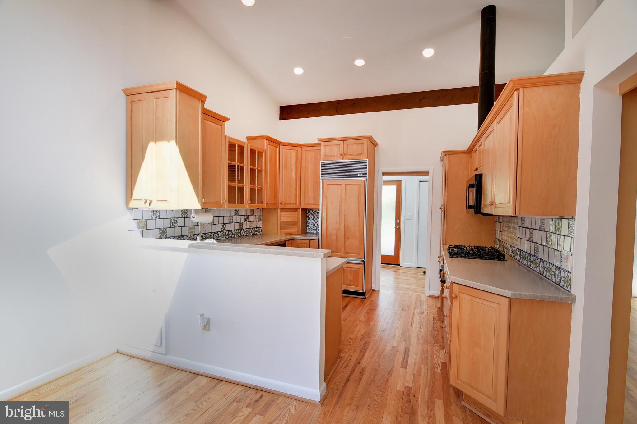 12013 Canter Lane Reston, VA 20191 - Photo 13 of 44 Breakfast Area