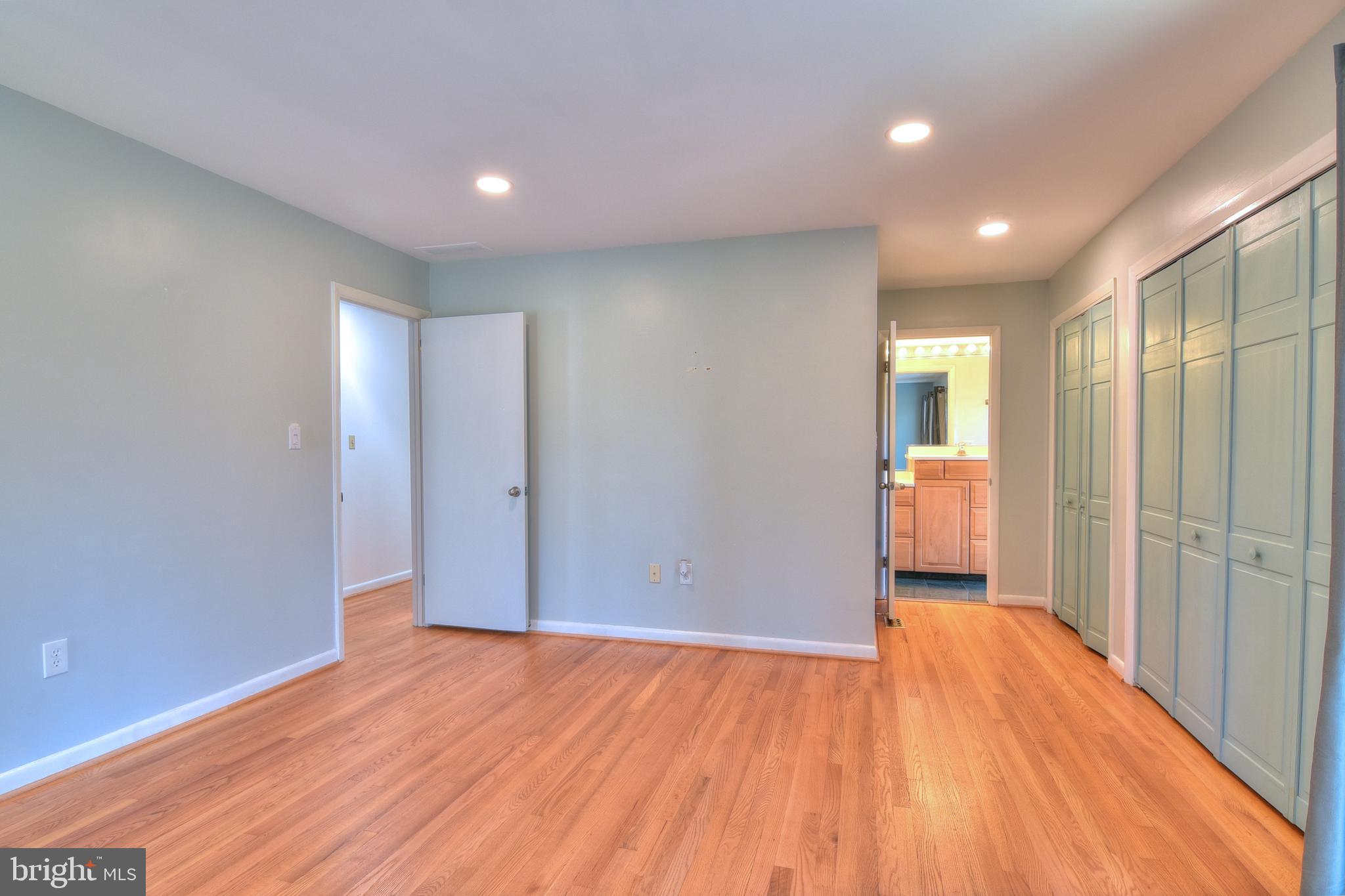 12013 Canter Lane Reston, VA 20191 - Photo 17 of 44 Primary