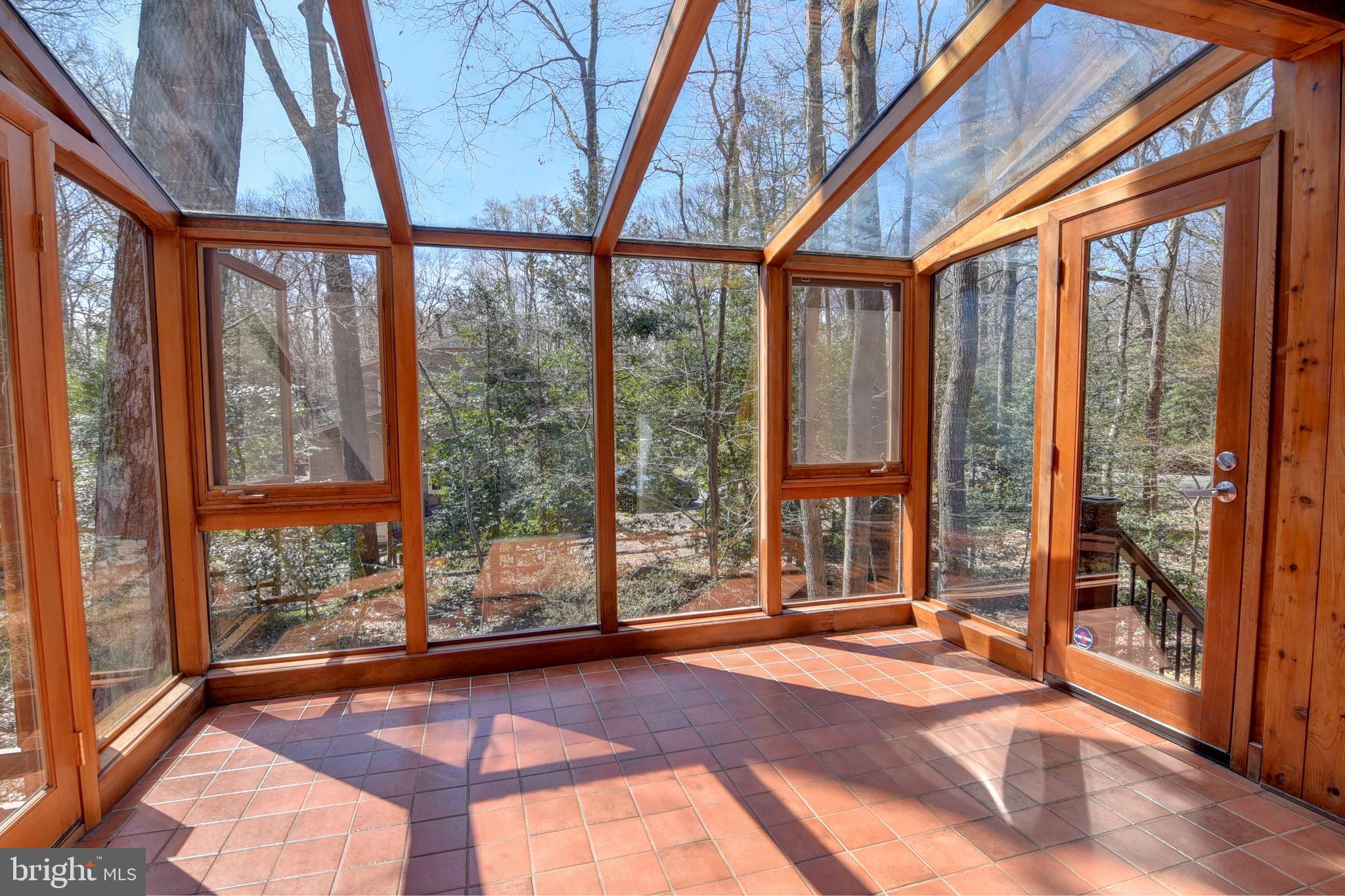 12013 Canter Lane Reston, VA 20191 - Photo 35 of 44 Greenhouse Sunroom