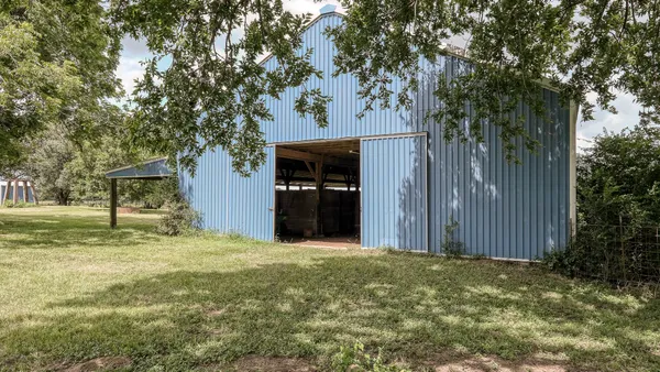 a house view with a outdoor space