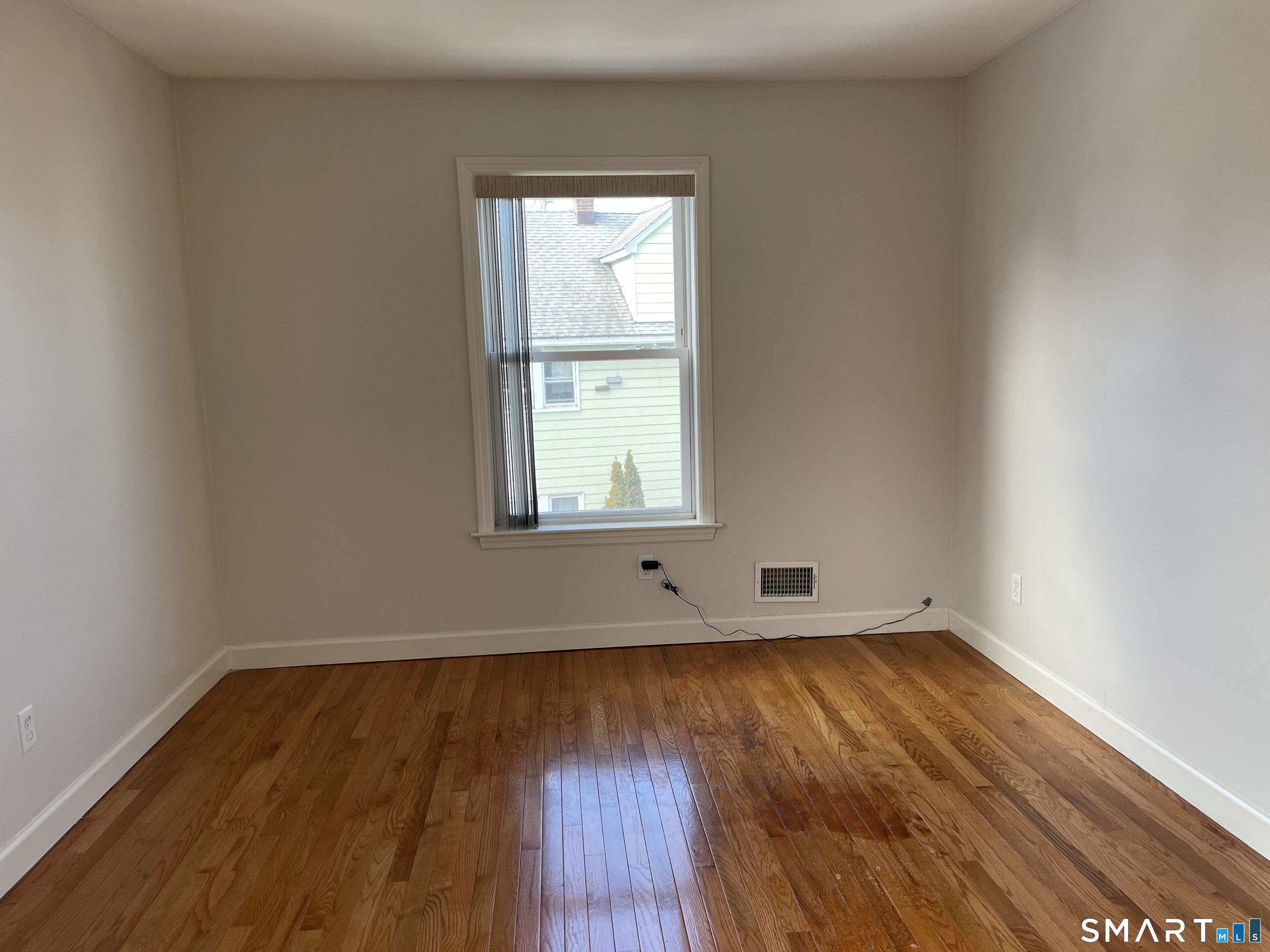 41 Elmcroft Road Stamford, CT 06902 - Photo 16 of 23