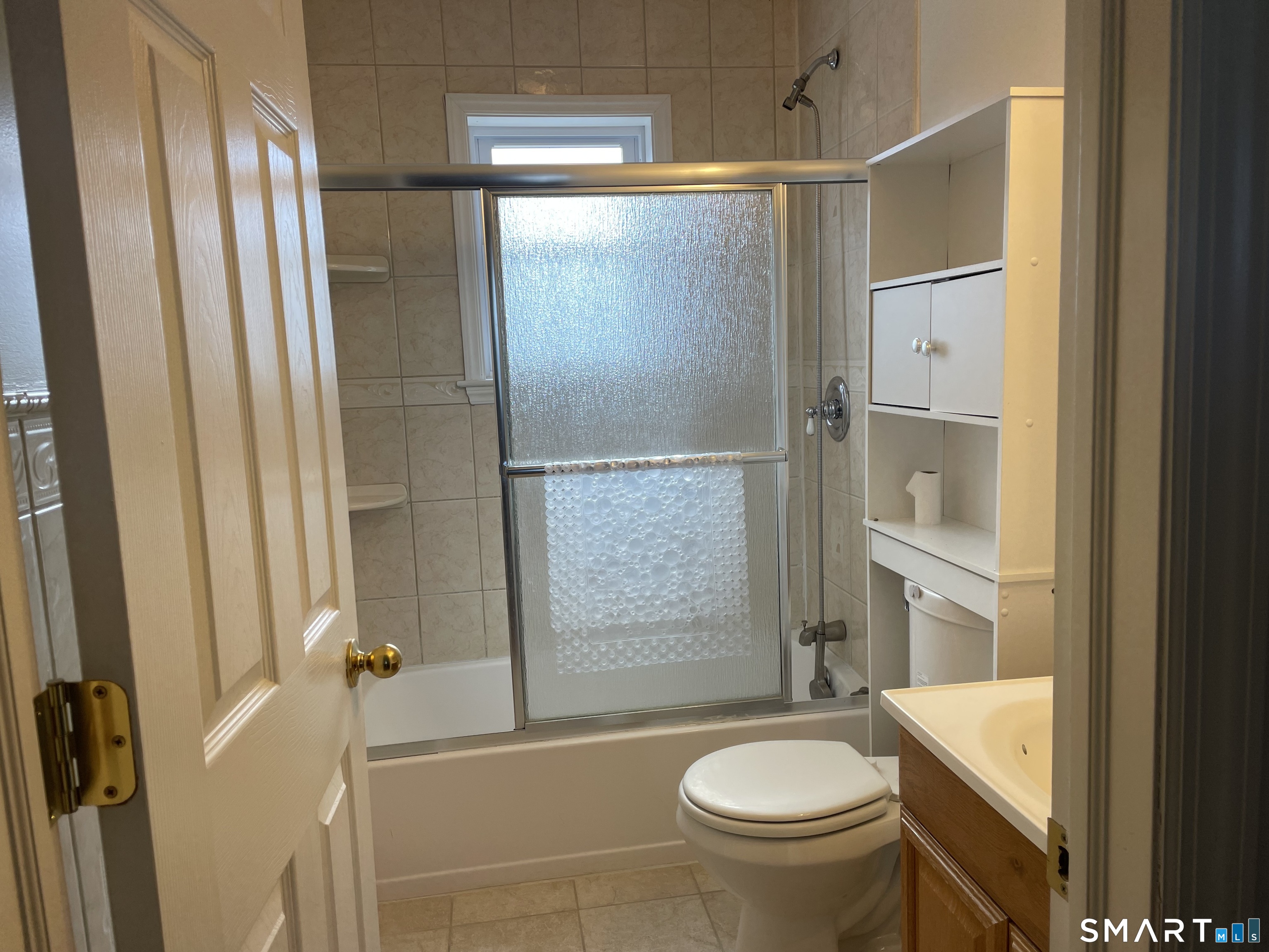 41 Elmcroft Road Stamford, CT 06902 - Photo 18 of 23