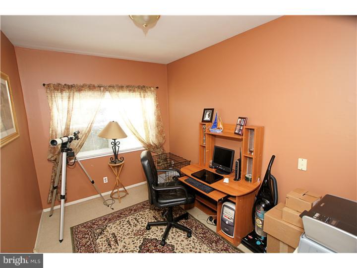 16 Bayberry Road Ewing, NJ 08618 - Photo 14 of 20 Office / Study