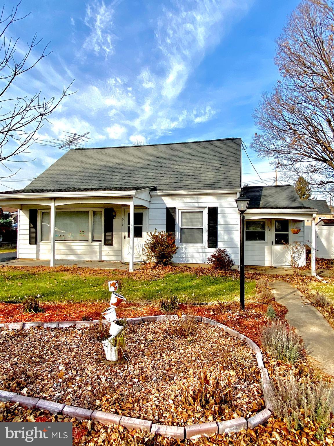 517 Lockheed Avenue Reading, PA 19601 - Photo 1 of 11