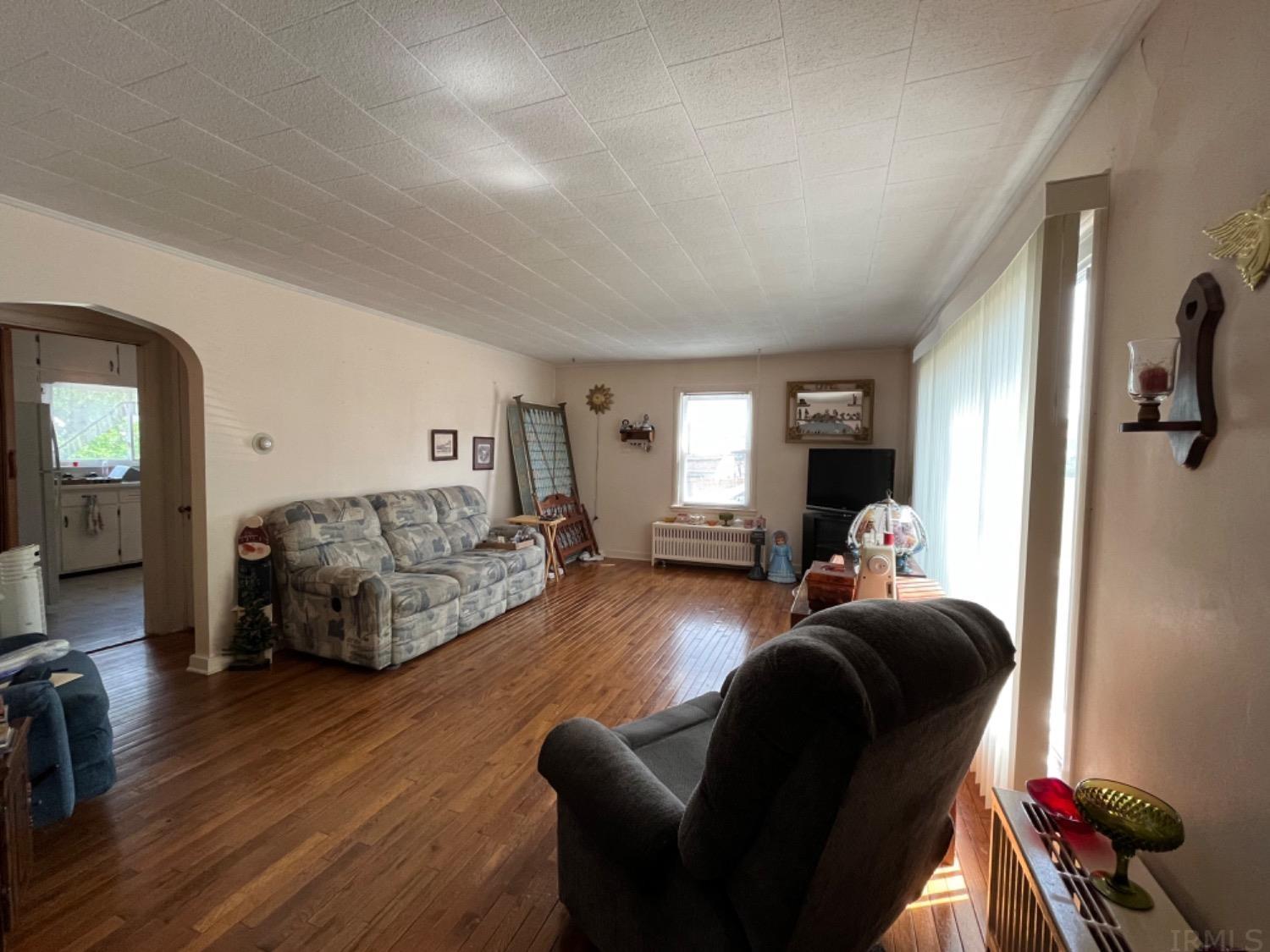 518 West Grace Street Rensselaer, IN 47978 - Photo 3 of 29 Gallery Image 3
