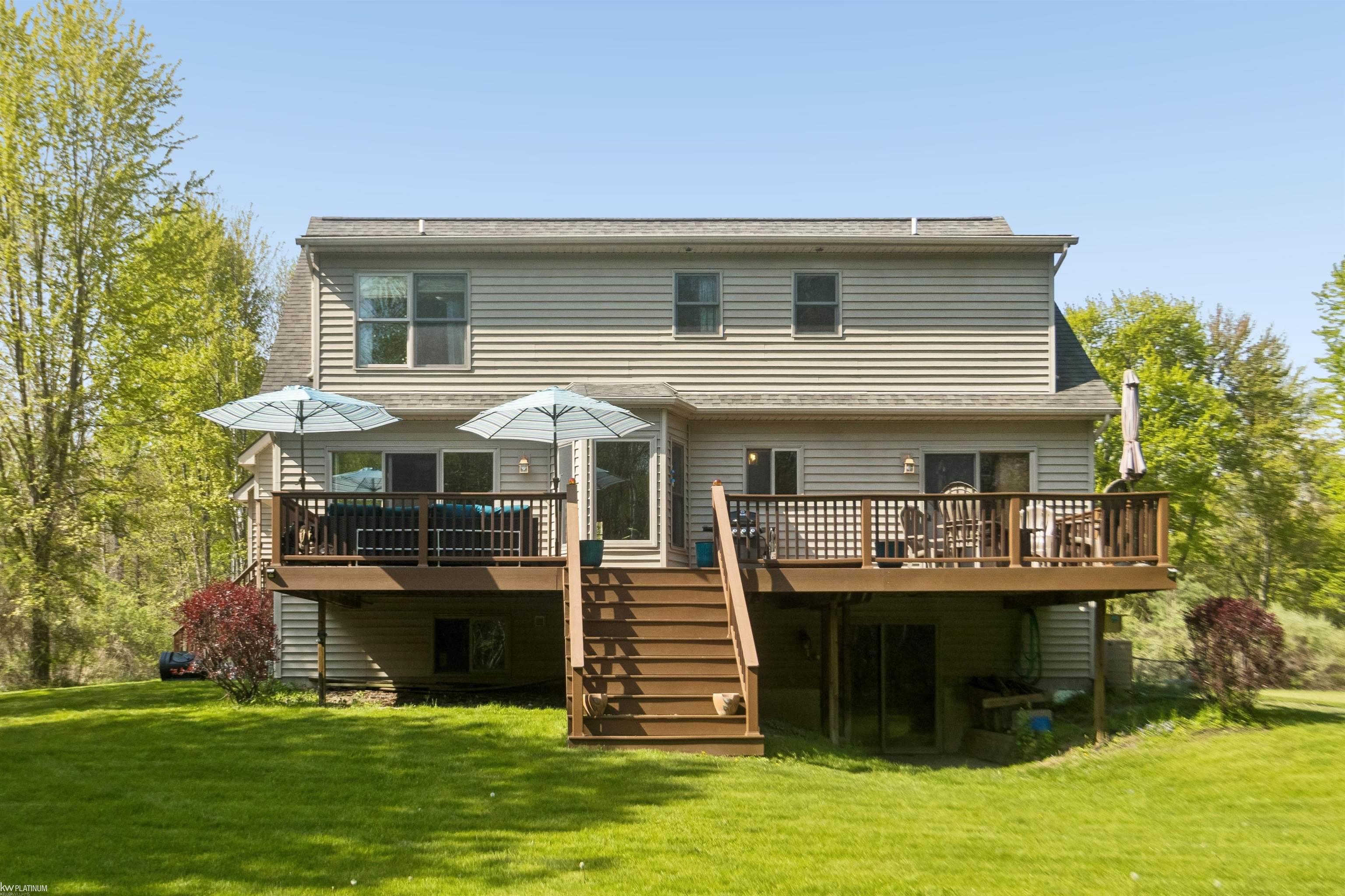 6527 Genaw Road Algonac, MI 48001 - Photo 41 of 45