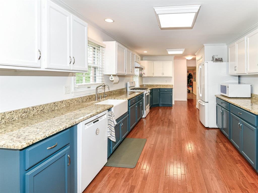 7140 Johnson Road Indianapolis, IN 46250 - Photo 13 of 43 Gallery Image 13