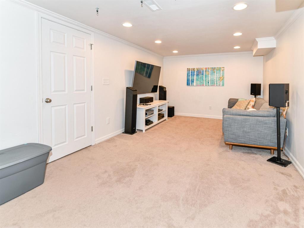 7140 Johnson Road Indianapolis, IN 46250 - Photo 33 of 43 Gallery Image 33