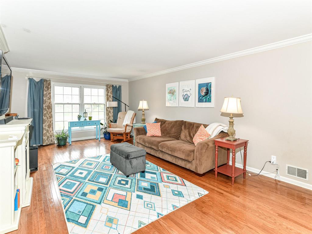 7140 Johnson Road Indianapolis, IN 46250 - Photo 8 of 43 Gallery Image 8