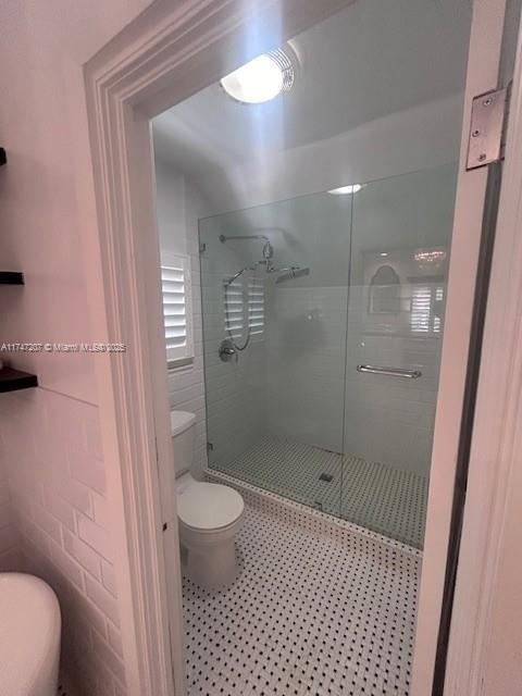 508 Hardee Road Coral Gables, FL 33146 - Photo 13 of 17