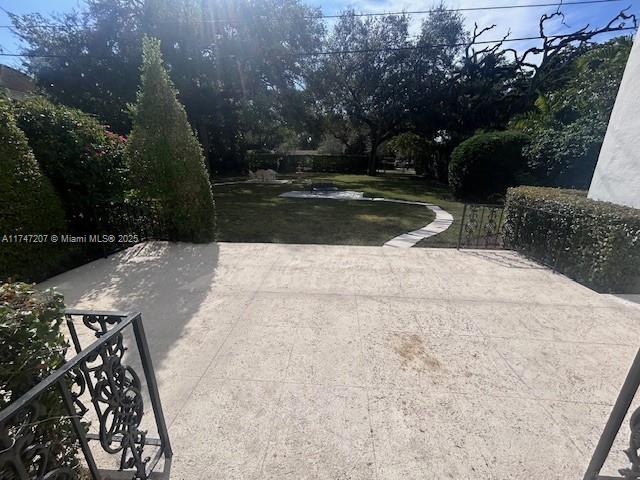 508 Hardee Road Coral Gables, FL 33146 - Photo 14 of 17