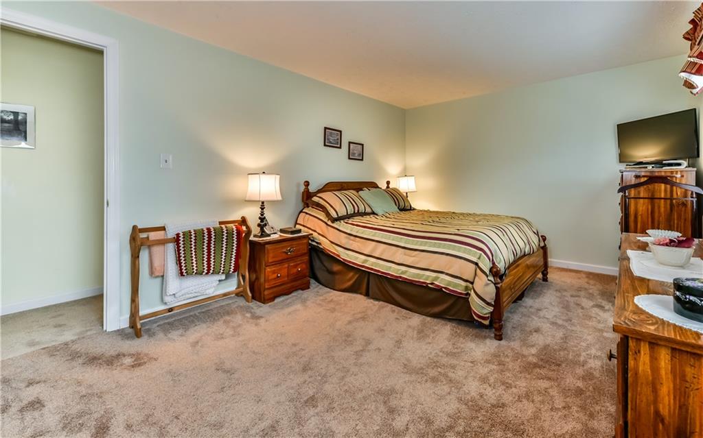 4748 Bayfield Road Allison Park, PA 15101 - Photo 11 of 25 Gallery Image 11