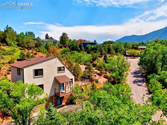 9 Sutherland Road Manitou Springs, CO 80829 - Photo 3 of 4