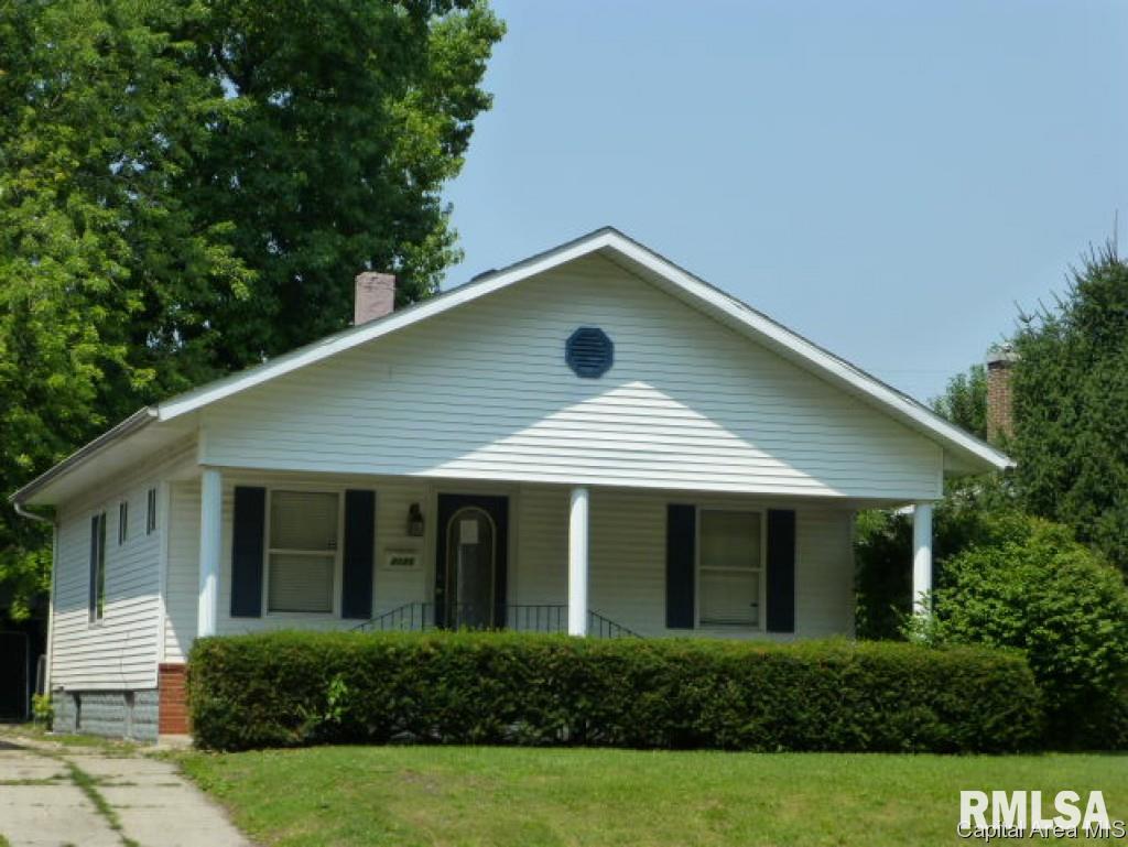 2125 Yale Boulevard Springfield, IL 62703 - Photo 1 of 12 Gallery Image 1