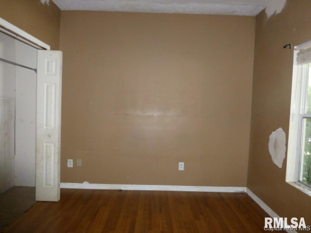 2125 Yale Boulevard Springfield, IL 62703 - Photo 5 of 12 Gallery Image 5