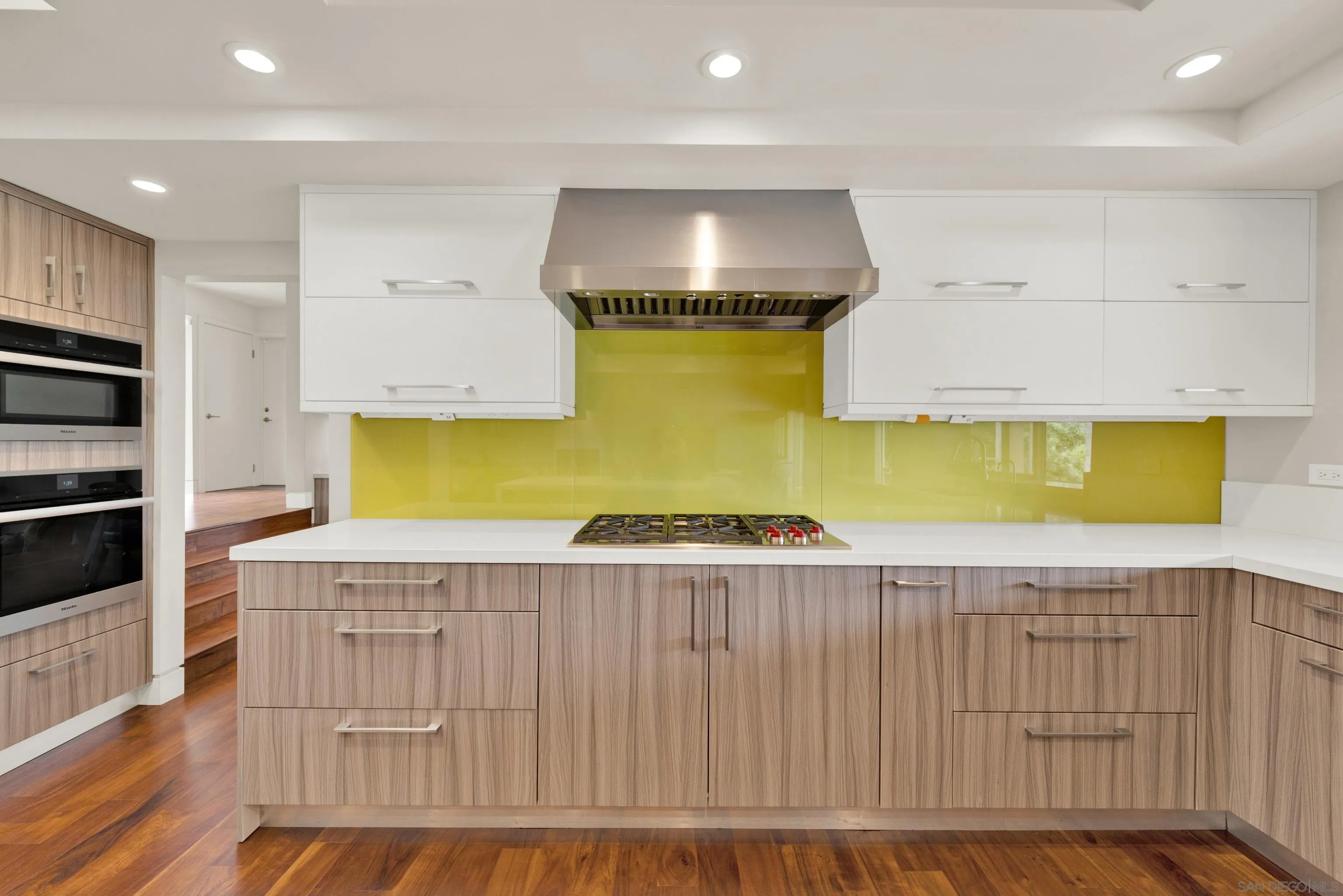 16117 Martincoit Road Poway, CA 92064 - Photo 16 of 73 Gallery Image 16