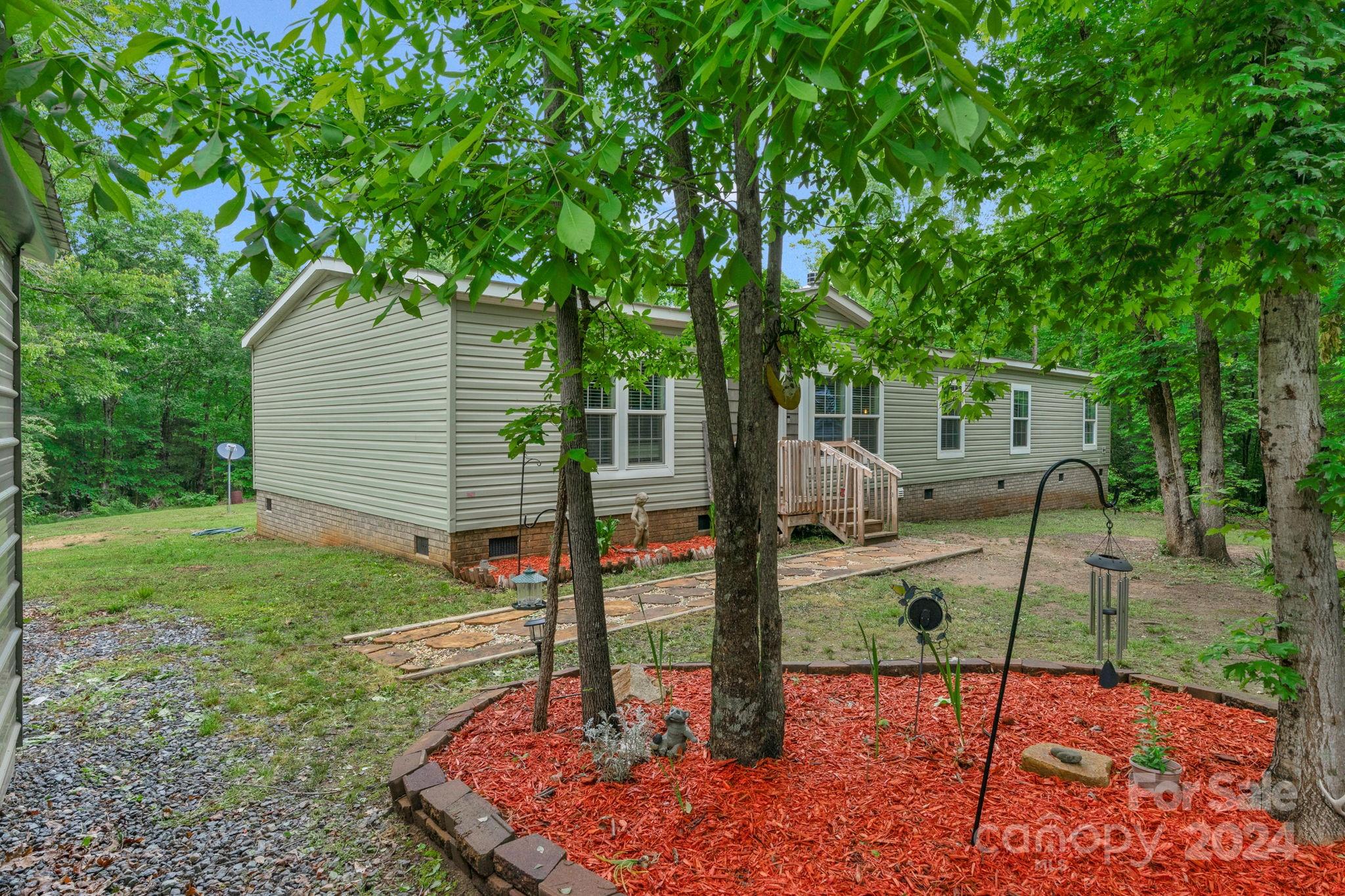 5512 Golf Course Road Great Falls, SC 29055 - Photo 3 of 45 Gallery Image 3