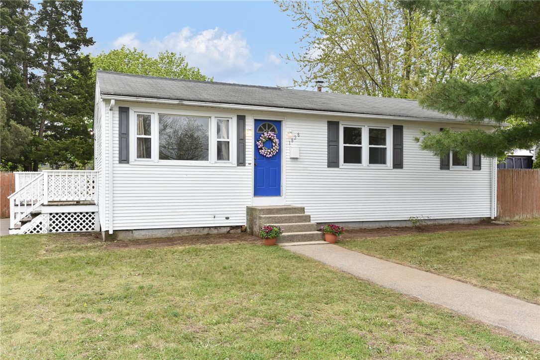 1828 West Shore Road Warwick, RI 02889 - Photo 1 of 28 Gallery Image 1