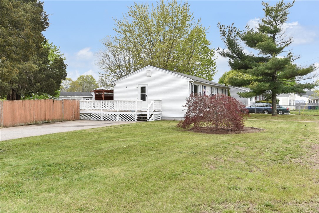 1828 West Shore Road Warwick, RI 02889 - Photo 5 of 28 Gallery Image 5