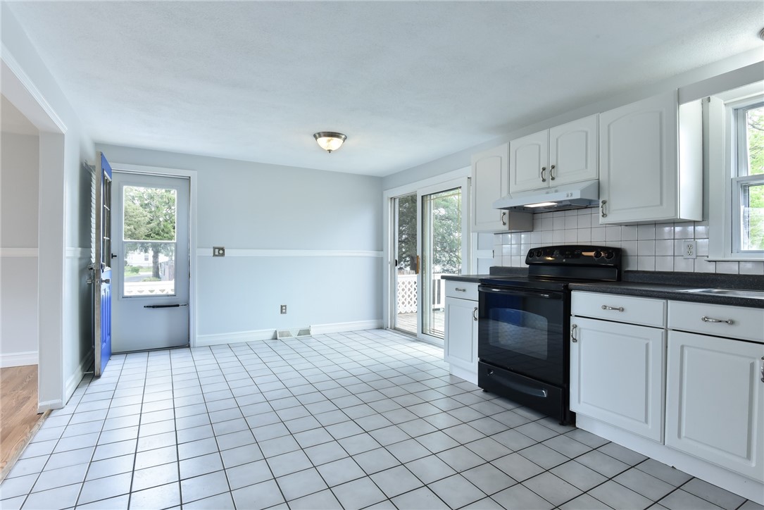 1828 West Shore Road Warwick, RI 02889 - Photo 10 of 28 Gallery Image 10