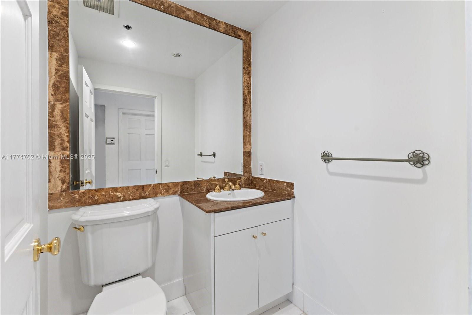 2134 Fisher Island Drive, Unit 2134 Miami Beach, FL 33109 - Photo 21 of 40