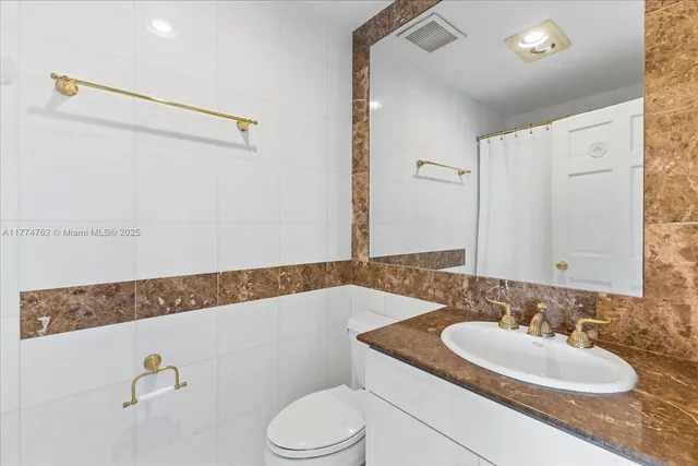 $30,000 | 2134 Fisher Island Drive, Unit 2134, Miami Beach, FL 33109