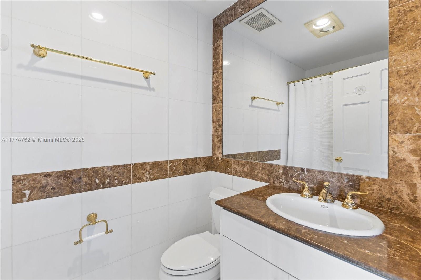 2134 Fisher Island Drive, Unit 2134 Miami Beach, FL 33109 - Photo 30 of 40